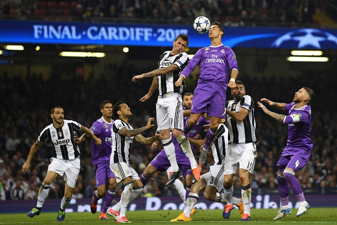 Ronaldo đang buồn chán, nhưng tương lai của anh là ở Juventus - Ảnh 1.