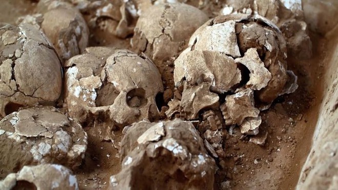 Khai quật mật thất niên đại 4.300 năm, thứ bên trong khiến nhà khảo cổ phải rùng rợn - Ảnh 3.