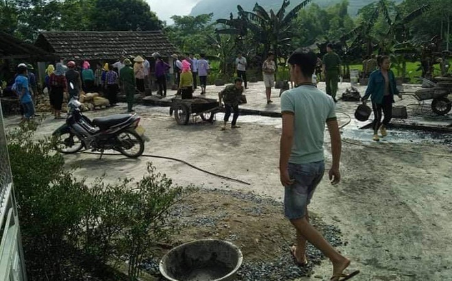 Nam thanh niên dùng bình ga châm lửa đốt nhà, sau đó được phát hiện tử vong dưới ao
