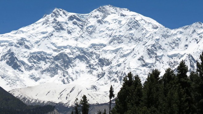 Top 10 ngọn núi cao nhất thế giới đã được chinh phục vào thời gian nào? - Ảnh 8.