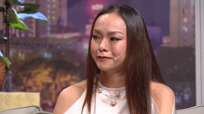 Bố mẹ lâm vào cảnh tan nát chỉ vì 1 câu nói trẻ con của Mai Ngô: Mẹ không tin đàn ông nữa - Ảnh 6. Bố mẹ lâm vào cảnh tan nát chỉ vì 1 câu nói trẻ con của Mai Ngô: Mẹ không tin đàn ông nữa - Ảnh 6.