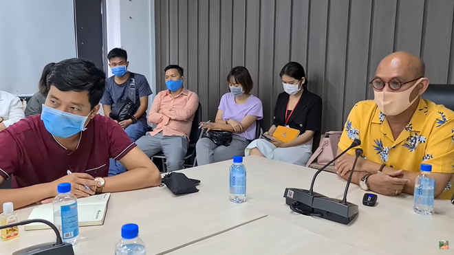 Ông Trùm Điền Quân: Bây giờ tôi phải đi bán bánh mỳ, nước mắm nhưng tôi vẫn chấp nhận - Ảnh 3. Ông Trùm Điền Quân: Bây giờ tôi phải đi bán bánh mỳ, nước mắm nhưng tôi vẫn chấp nhận - Ảnh 3.