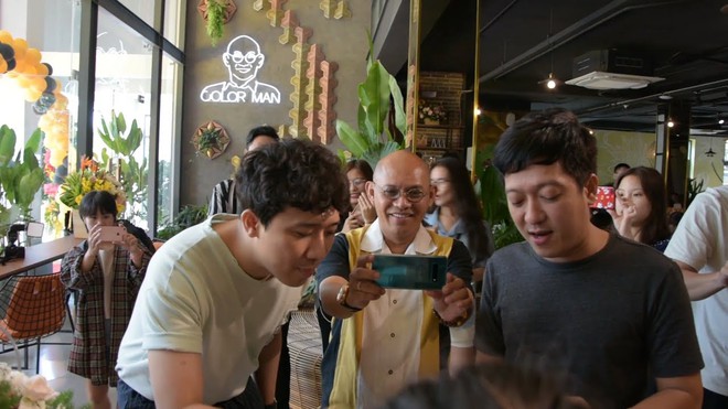 Ông Trùm Điền Quân: Bây giờ tôi phải đi bán bánh mỳ, nước mắm nhưng tôi vẫn chấp nhận - Ảnh 6. Ông Trùm Điền Quân: Bây giờ tôi phải đi bán bánh mỳ, nước mắm nhưng tôi vẫn chấp nhận - Ảnh 6.