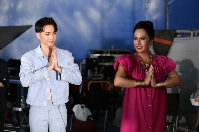Phương Ly, S.T Sơn Thạch tung sản phẩm mới - Ảnh 3. Phương Ly, S.T Sơn Thạch tung sản phẩm mới - Ảnh 3.