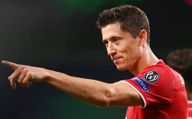 Xé lưới Lyon, Lewandowski cán cột mốc ấn tượng trong sự nghiệp - Ảnh 1.