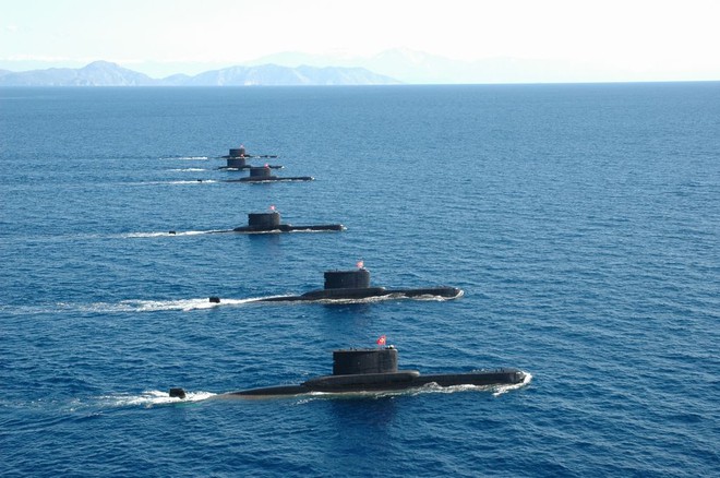 Báo Hy Lạp: Tàu ngầm Thổ bị Hy Lạp tóm sống trong 1 phút, run rẩy trải qua đêm ác mộng - Ảnh 1.