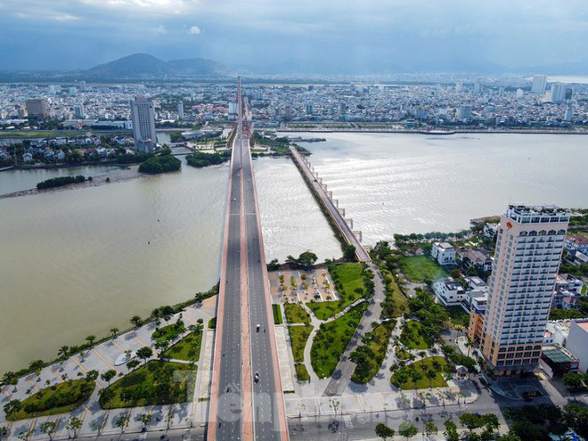 Bay trên Đà Nẵng mùa dịch, nhìn những khoảng khắc thành phố như bất động - Ảnh 11.