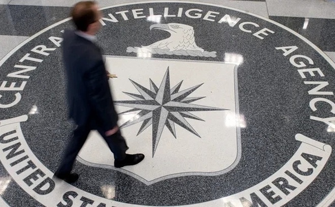 Rúng động vụ FBI giăng bẫy bắt một cựu nhân viên CIA làm gián điệp cho Trung Quốc