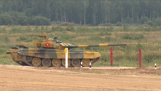 Ra quân thi đấu trận đầu tại Tank Biathlon 2020: Việt Nam tiến lên - Bắt đầu xuất phát! - Ảnh 2.