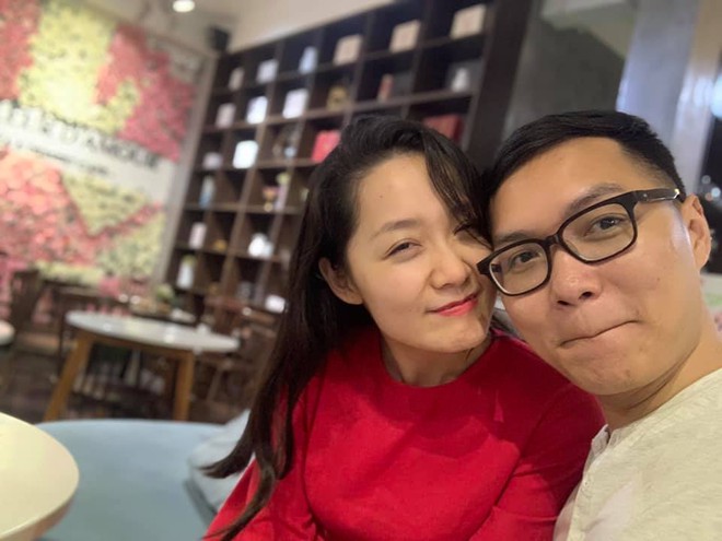 Hé lộ cuộc sống hôn nhân của hot girl Thời sự Thu Hà với nhà khoa học trẻ tuổi - Ảnh 2. Hé lộ cuộc sống hôn nhân của hot girl Thời sự Thu Hà với nhà khoa học trẻ tuổi - Ảnh 2.