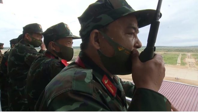 Ra quân thi đấu trận đầu tại Tank Biathlon 2020: Việt Nam tiến lên - Bắt đầu xuất phát! - Ảnh 1.