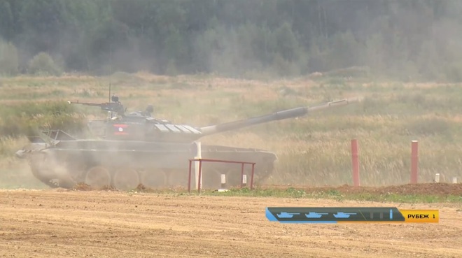 Lượt trận thứ 2 của Bảng 2 tại Tank Biathlon 2020: Đội Congo vội vã suýt lật xe - Ảnh 1.