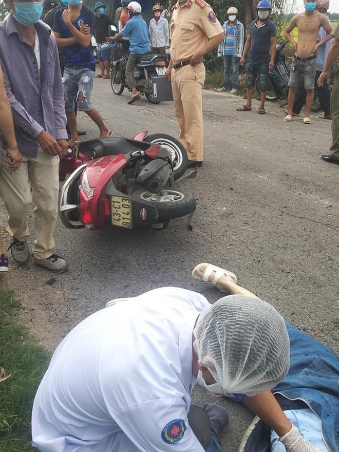 Quảng Nam: Cô gái trẻ đi xe máy gục chết sau tiếng nổ lớn phát ra từ đống rác - Ảnh 1.