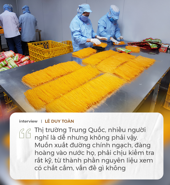 Chuyện chàng trai Việt bán bún dưa hấu và bánh tráng thanh long gây sốt trên Amazon - Ảnh 2.