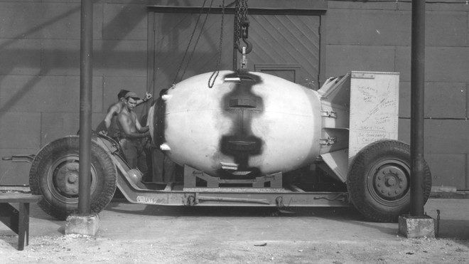 Vì sao Mỹ thả quả bom nguyên tử thứ hai sau khi hủy diệt Hiroshima? - Ảnh 1.
