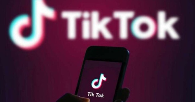 Người sáng lập TikTok tự hỏi điều gì đã rơi trúng vào anh - Ảnh 1.