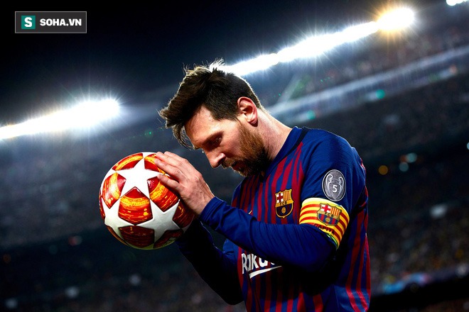 Tạo cú sốc bằng đòn thí Hậu, Messi tái hiện hoàn hảo một cách khó tin Ván cờ bất tử - Ảnh 1.