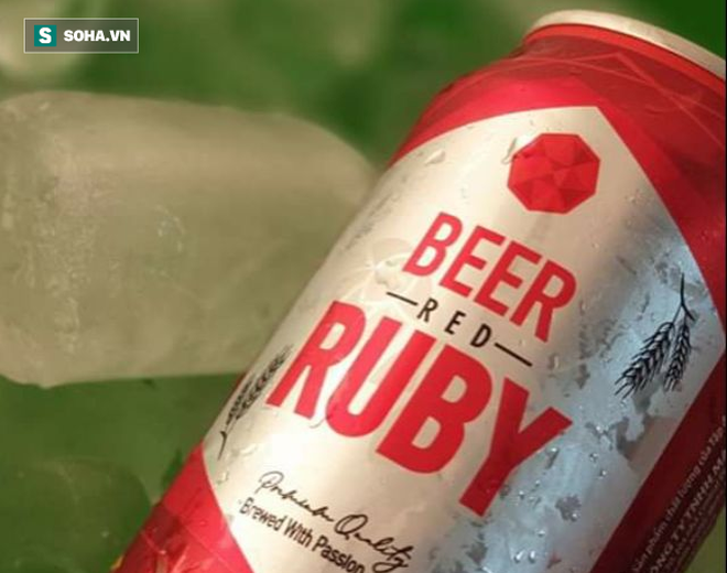 Thưởng thức một ly Bia Ruby đầy sức sống và đặc biệt, bạn sẽ không thể tin được hương vị táo bạo của nó. Xem ảnh để cảm nhận được sự rực rỡ của loại bia này.
