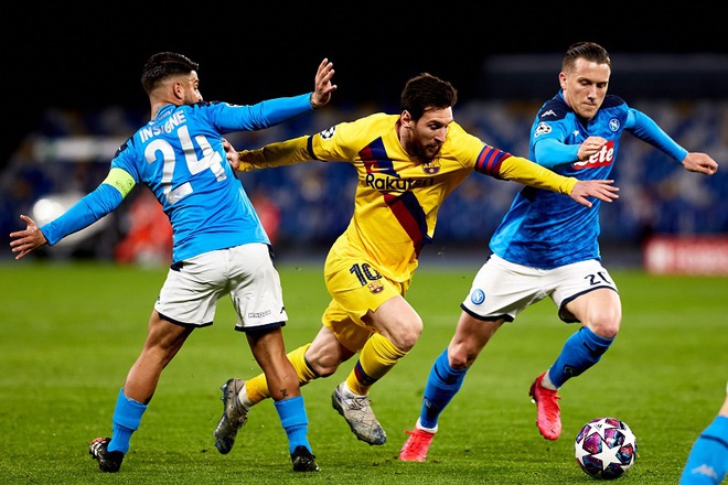 BLV Trương Anh Ngọc chỉ ra điểm khác biệt giữa Barcelona vs Napoli - Ảnh 1.