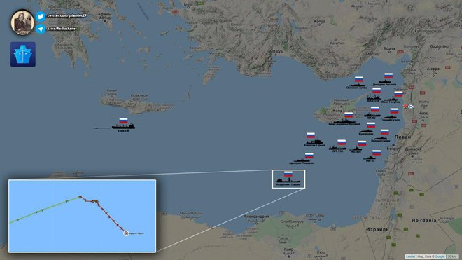 QĐ Syria gặp nguy, tàu chiến Nga ùn ùn kéo ra Địa Trung Hải: Moscow chuẩn bị hành động? - Ảnh 1.
