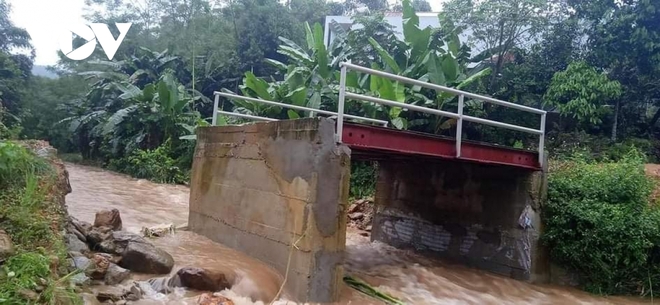 Mưa to kéo dài gây nhiều thiệt hại nặng tại Yên Bái - Ảnh 1.