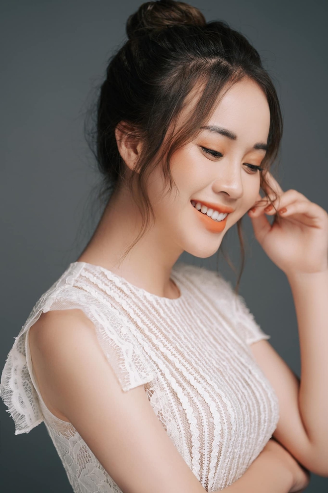 MC VTV được ban tổ chức Hoa hậu VN gọi kiểm tra thông tin và chuyện thật như đùa đằng sau - Ảnh 3. MC VTV được ban tổ chức Hoa hậu VN gọi kiểm tra thông tin và chuyện thật như đùa đằng sau - Ảnh 3.