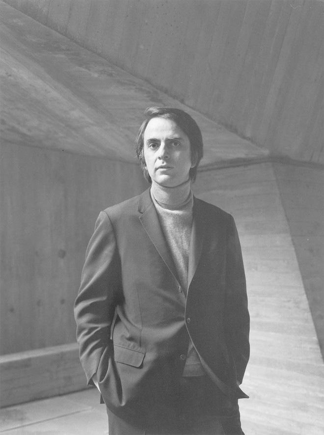 Nhà thiên văn học Mỹ Carl Sagan. Nguồn: EVELYN HOFER, TIME LIFE PICTURES / GETTY