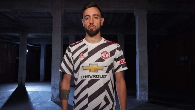 Bruno Fernandes làm được điều chưa từng có trong lịch sử MU - Ảnh 1.