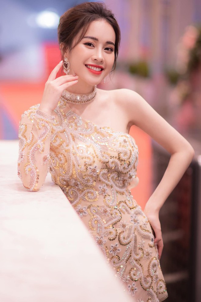 MC ‘Bữa trưa vui vẻ’ dự thi Hoa hậu Việt Nam 2020 và câu chuyện hi hữu chưa từng có - Ảnh 5.
