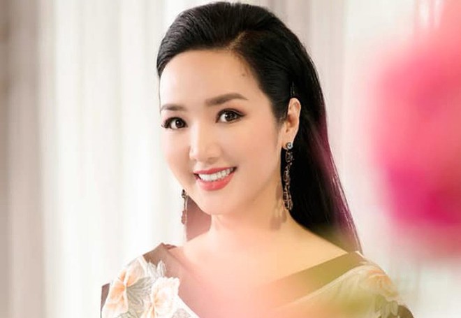 Cuộc sống siêu giàu của hoa hậu giữ vương miện suốt 28 năm - Ảnh 1. Cuộc sống siêu giàu của hoa hậu giữ vương miện suốt 28 năm - Ảnh 1.