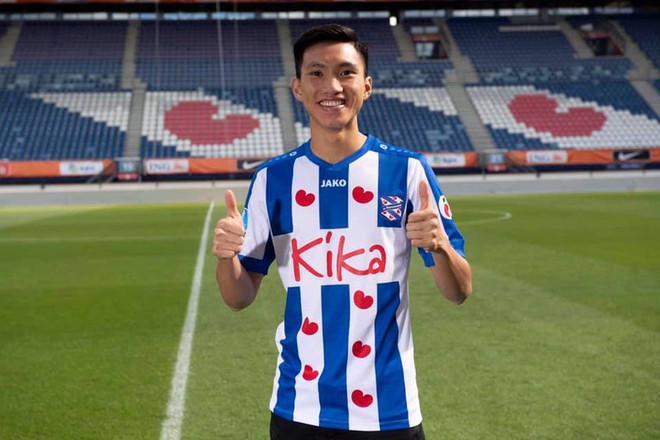 Ngày này năm xưa: Văn Hậu chính thức gia nhập Heerenveen - Ảnh 1.