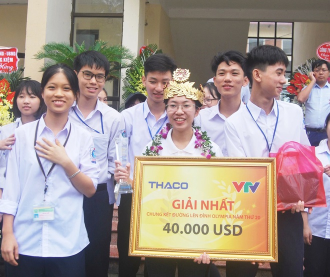 Nữ quán quân sau 9 năm chờ đợi của Đường lên đỉnh Olympia: Em nghĩ mình bị hiểu nhầm khá nhiều - Ảnh 2. Nữ quán quân sau 9 năm chờ đợi của Đường lên đỉnh Olympia: Em nghĩ mình bị hiểu nhầm khá nhiều - Ảnh 2.