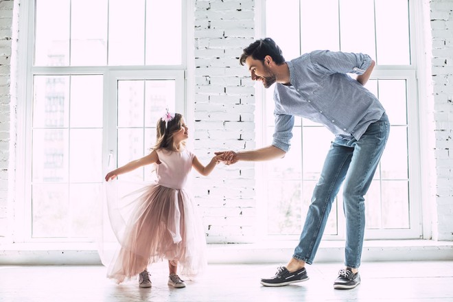 Trước đám cưới, bố tiết lộ 1 bí mật khiến con gái hủy hôn ngay lập tức - Ảnh 2.