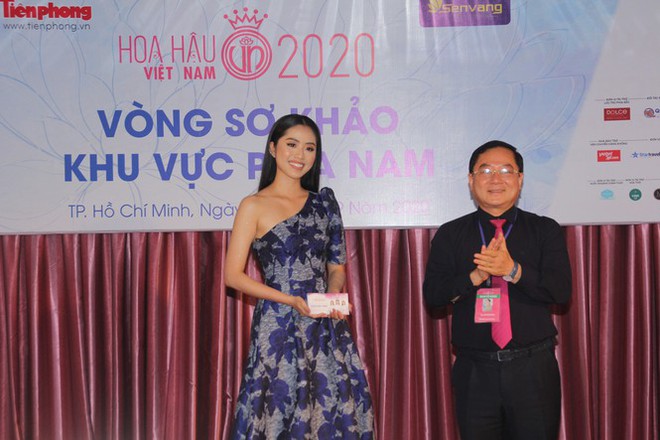 Thí sinh cao nhất Hoa hậu Việt Nam 2020 với 1m84: Vào Bán kết làm em bất ngờ và bối rối - Ảnh 4.