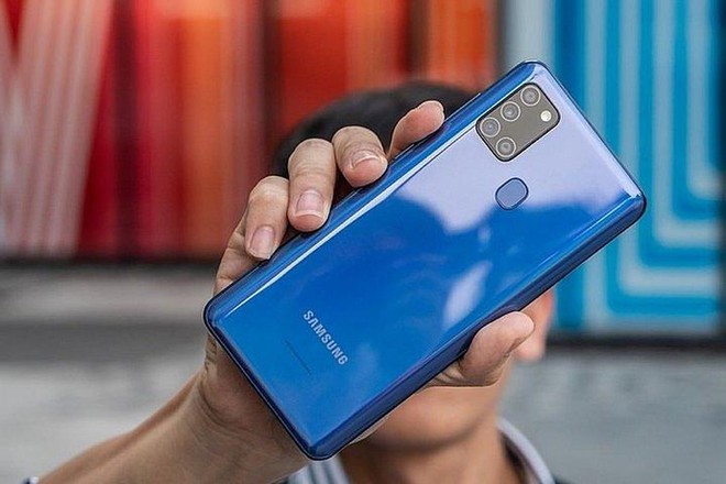 Top 5 điện thoại giá rẻ dưới 4 triệu đồng có camera chất, pin khủng - Ảnh 1. Top 5 điện thoại giá rẻ dưới 4 triệu đồng có camera chất, pin khủng - Ảnh 1.