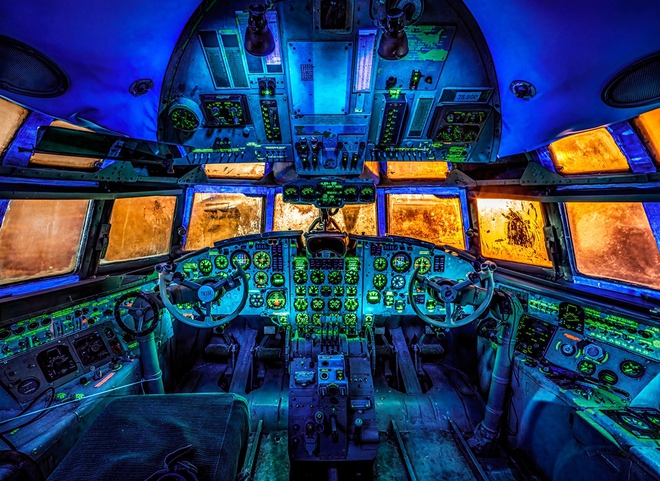 Hình ảnh bên trong buồng lái những chiếc máy bay huyền thoại của Liên Xô - Ảnh 3.