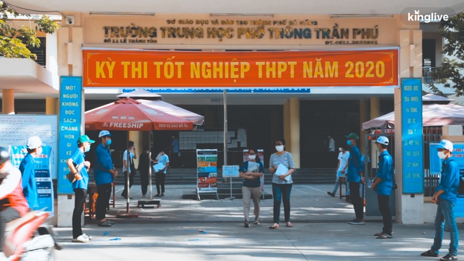 Đề thi Toán đợt 2 được đánh giá tương đối vừa sức, không có quá nhiều câu hỏi đánh đố - Ảnh 3.