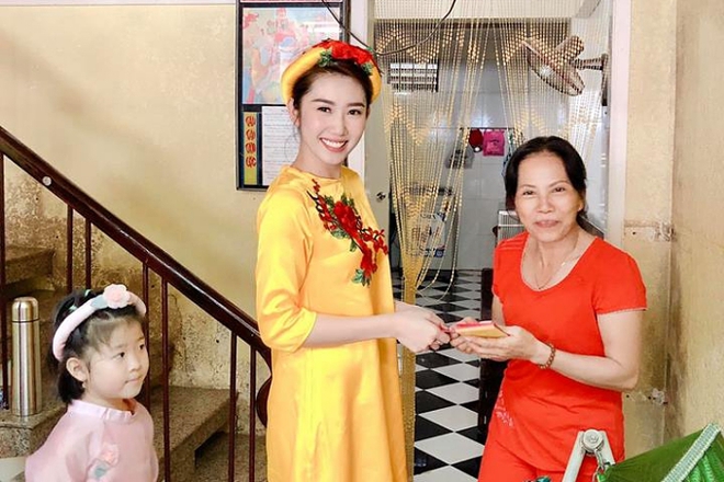 Thúy Ngân: Chỉ vì chuyện đó mà mẹ tôi suy sụp, sụt hẳn 4 cân liền - Ảnh 4. Thúy Ngân: Chỉ vì chuyện đó mà mẹ tôi suy sụp, sụt hẳn 4 cân liền - Ảnh 4.