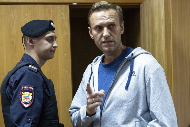 Vụ hạ độc Navalny: Đối mặt với sức ép lớn từ nội bộ, Đức nói gì về khả năng giáng đòn mạnh vào Nga? - Ảnh 2.