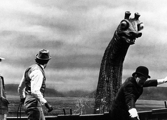 Bí ẩn ngàn năm về quái vật hồ Loch Ness - Ảnh 1.
