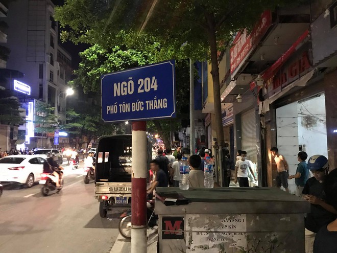 Hà Nội: Công an truy bắt kẻ bạo hành con ở Bắc Ninh tại phố Tôn Đức Thắng - Ảnh 7.