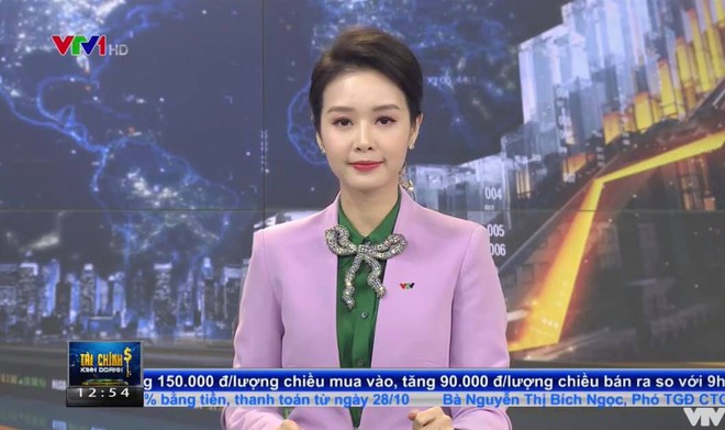 Cận cảnh nhan sắc nữ MC VTV bị cắt sóng vì mặt quá trẻ con khi lên hình - Ảnh 2. Cận cảnh nhan sắc nữ MC VTV bị cắt sóng vì mặt quá trẻ con khi lên hình - Ảnh 2.