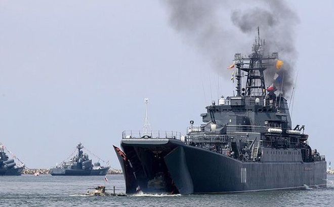 Dàn tàu chiến Nga tới Syria. (Ảnh minh họa)