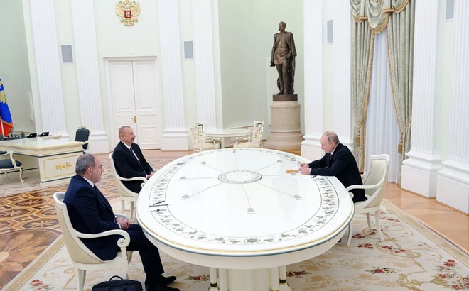 Đàm phán 3 bên của các Tổng thống Nga V.Putin, Tổng thống Azerbaijan I.Aliev và Thủ tướng Armenia N.Pashynian tại Điện Kremlin. Ảnh: Rianovosti.