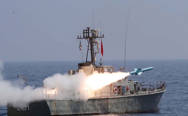 Iran thông báo tập trận tên lửa lớn ở biển Oman- Ảnh Reuters
