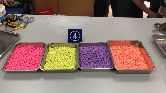 Hơn 31 kg ma túy trong các kiện hàng nhập khẩu gửi qua đường chuyển phát nhanh, bưu chính - Ảnh 2. Hơn 31 kg ma túy trong các kiện hàng nhập khẩu gửi qua đường chuyển phát nhanh, bưu chính - Ảnh 2.