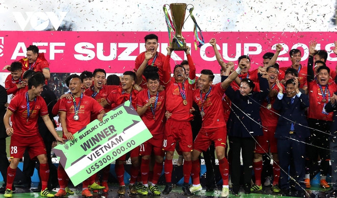 Văn Quyết sẽ hóa giải vận đen của Quả bóng Vàng Việt Nam ở AFF Cup? - Ảnh 2.