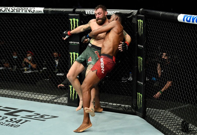 Michael Chiesa đánh bại Neil Magny sau 5 hiệp, gọi tên Colby Covington cho lần thượng đài kế tiếp - Ảnh 5.