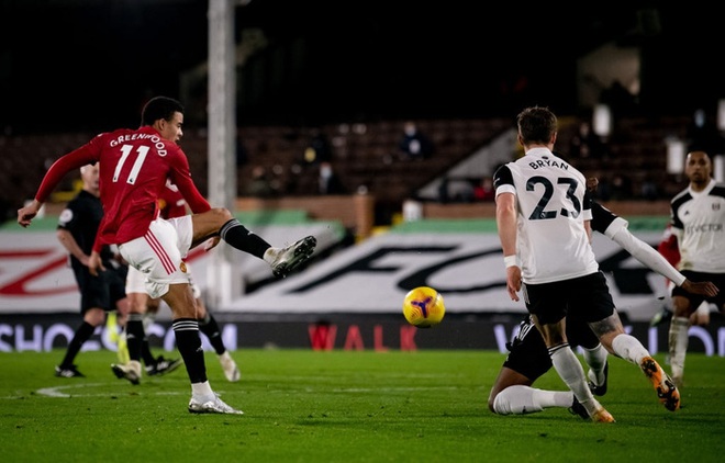 Chấm điểm cầu thủ MU và Fulham: Pogba và siêu phẩm giải cứu Quỷ đỏ - Ảnh 9.