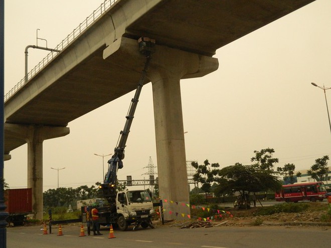 Thay gối cao su cho tuyến metro Bến Thành - Suối Tiên vừa bị rơi thế nào? - Ảnh 3.